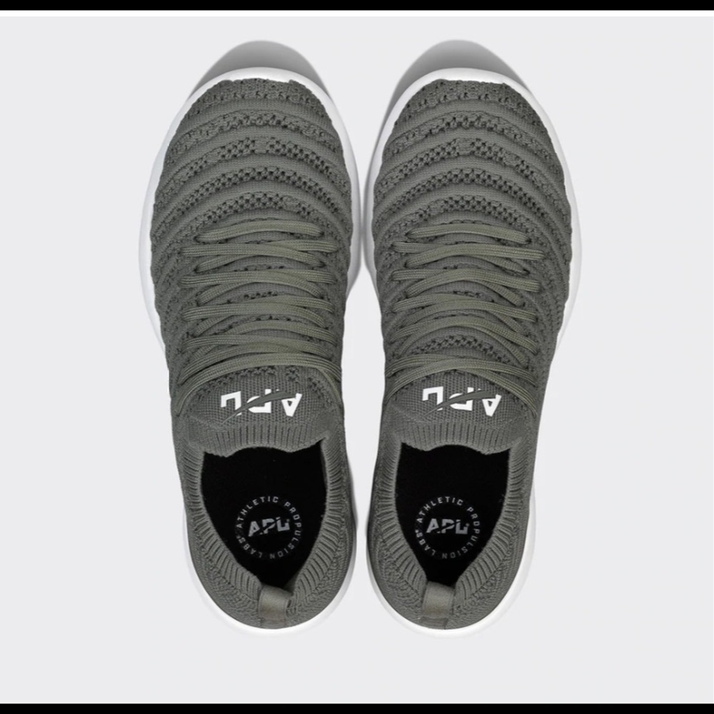 Mens Techloom Wave shoes lightly worn